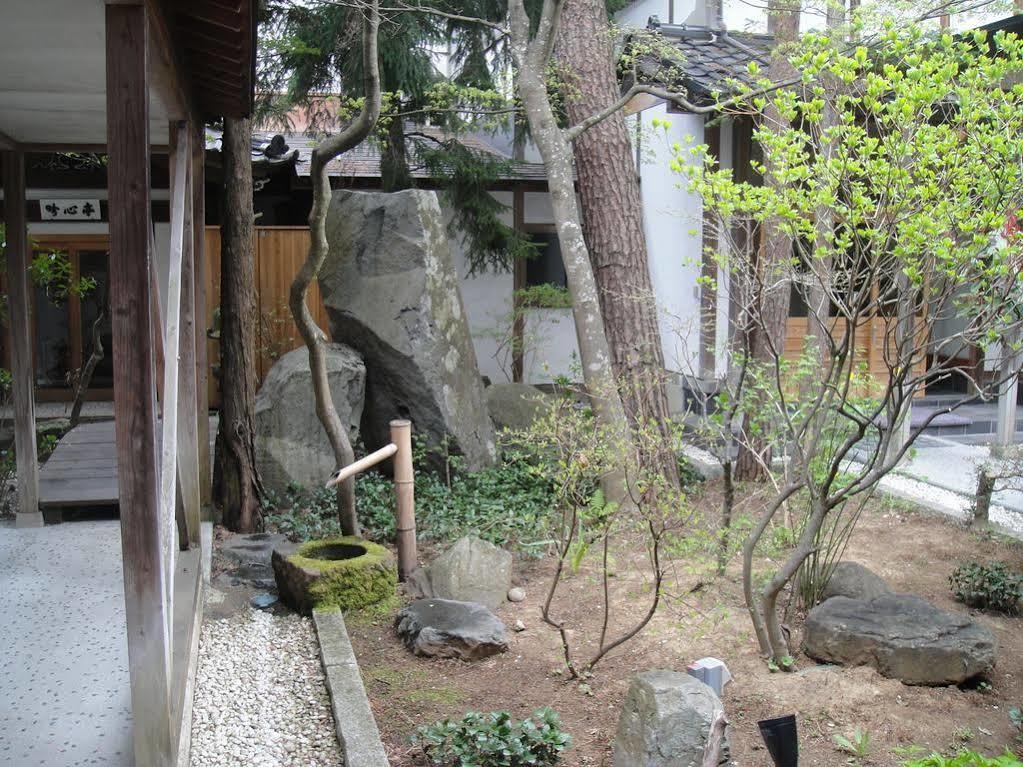 Jinpyokaku Hotel Yamanouchi  Exterior foto