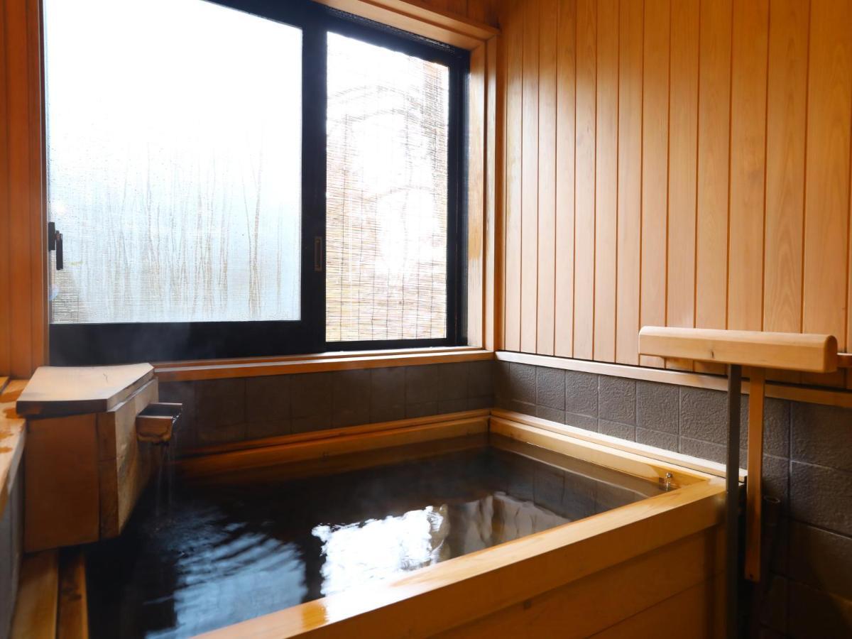 Jinpyokaku Hotel Yamanouchi  Exterior foto