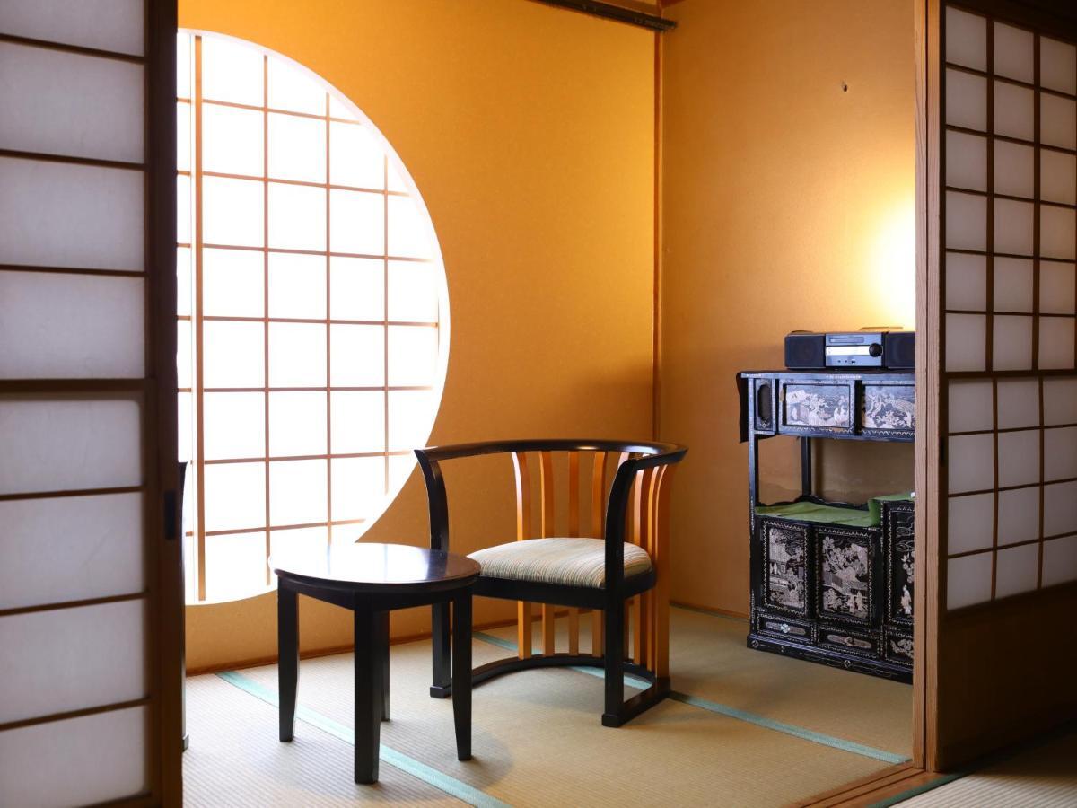 Jinpyokaku Hotel Yamanouchi  Exterior foto